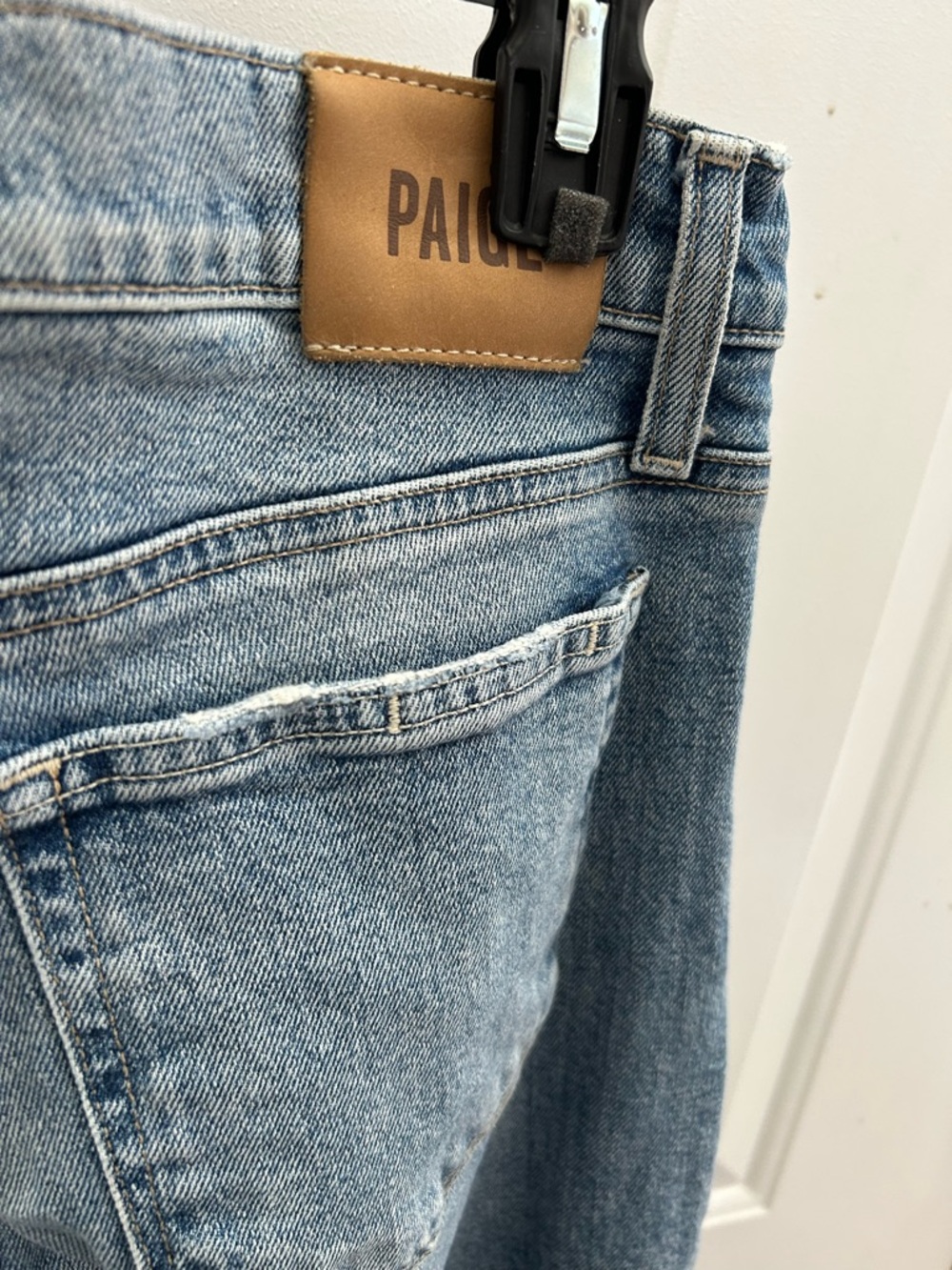 PAIGE Serena Mid-Rise Relaxed-Leg Boyfriend Jeans Size 28 Leela Distressed - Picture 11 of 11